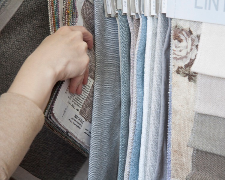 Як замовити зразки оббивних та портьєрних тканин Interior Fabrics?